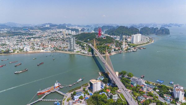 Tỉnh Quảng Ninh nằm ở phía Đông Bắc Việt Nam